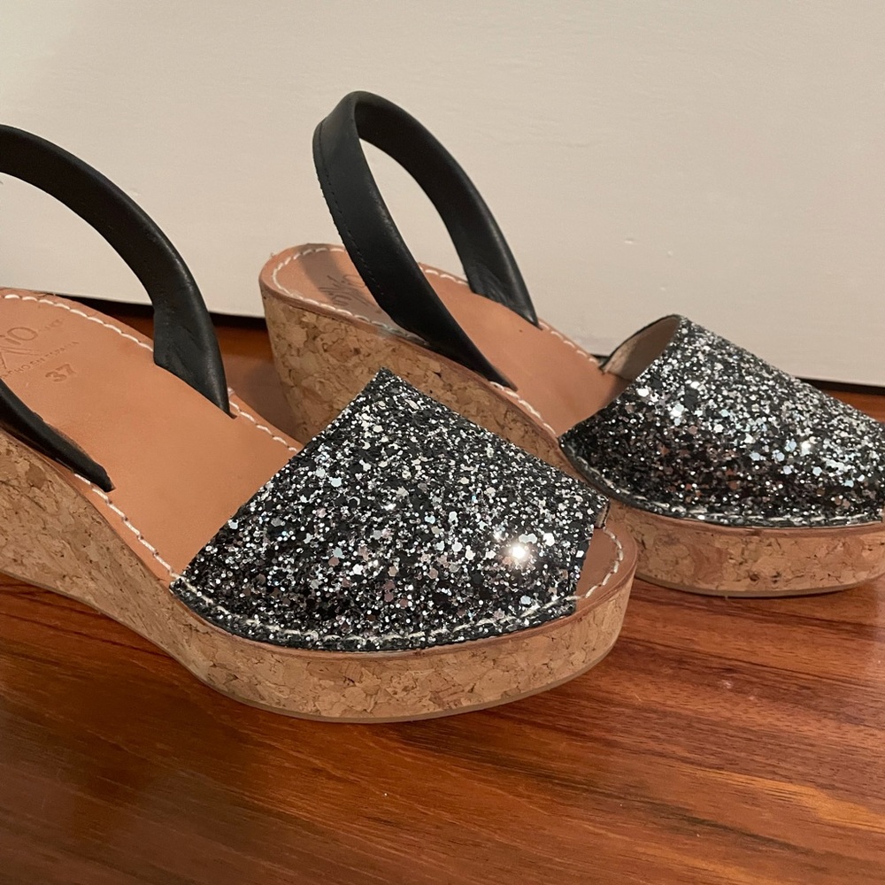 Glitter/Sequin Wedges from Spain - Picture 3 of 6